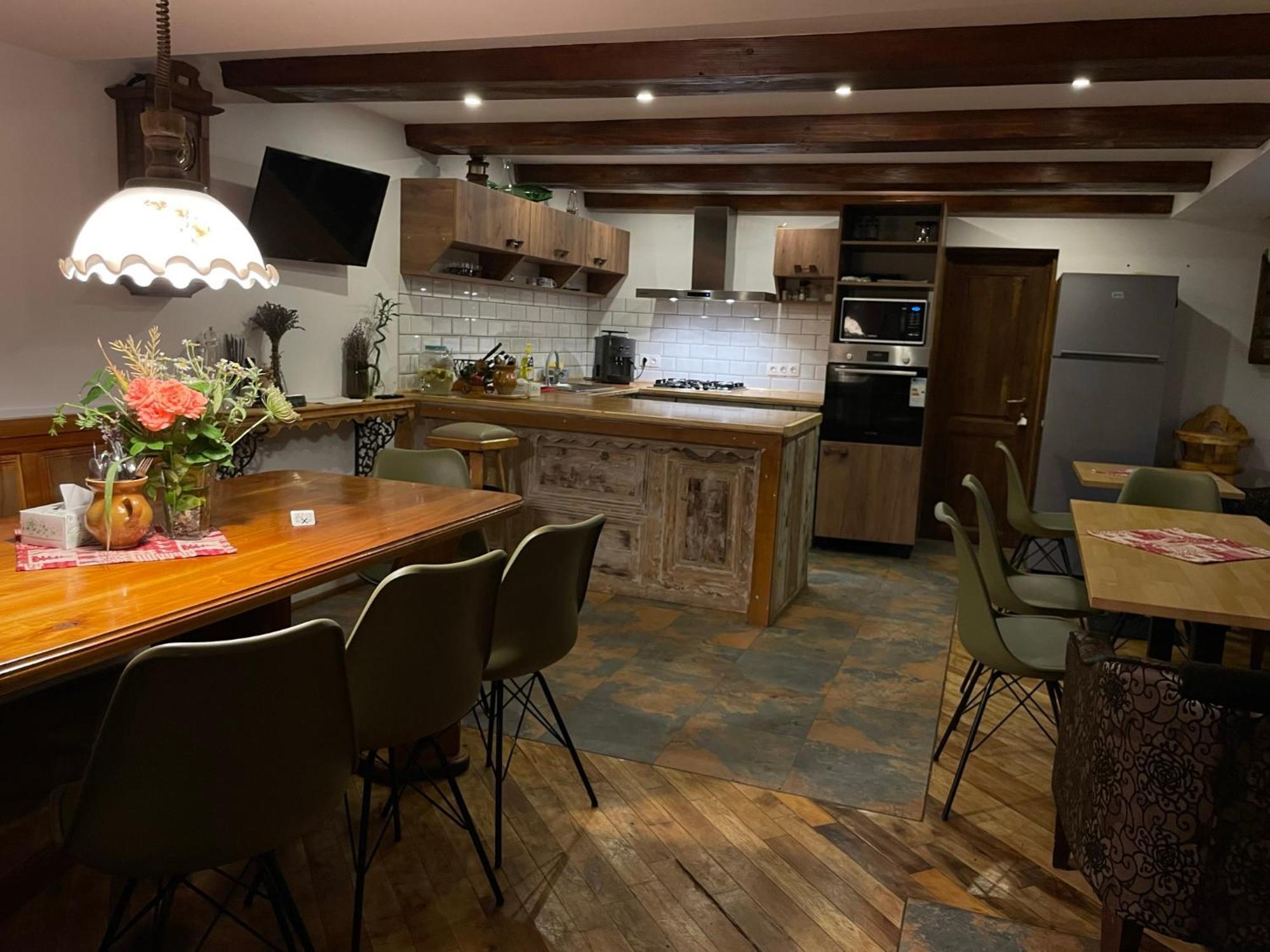 シナヤ Casa Ieud - Catunヴィラ エクステリア 写真